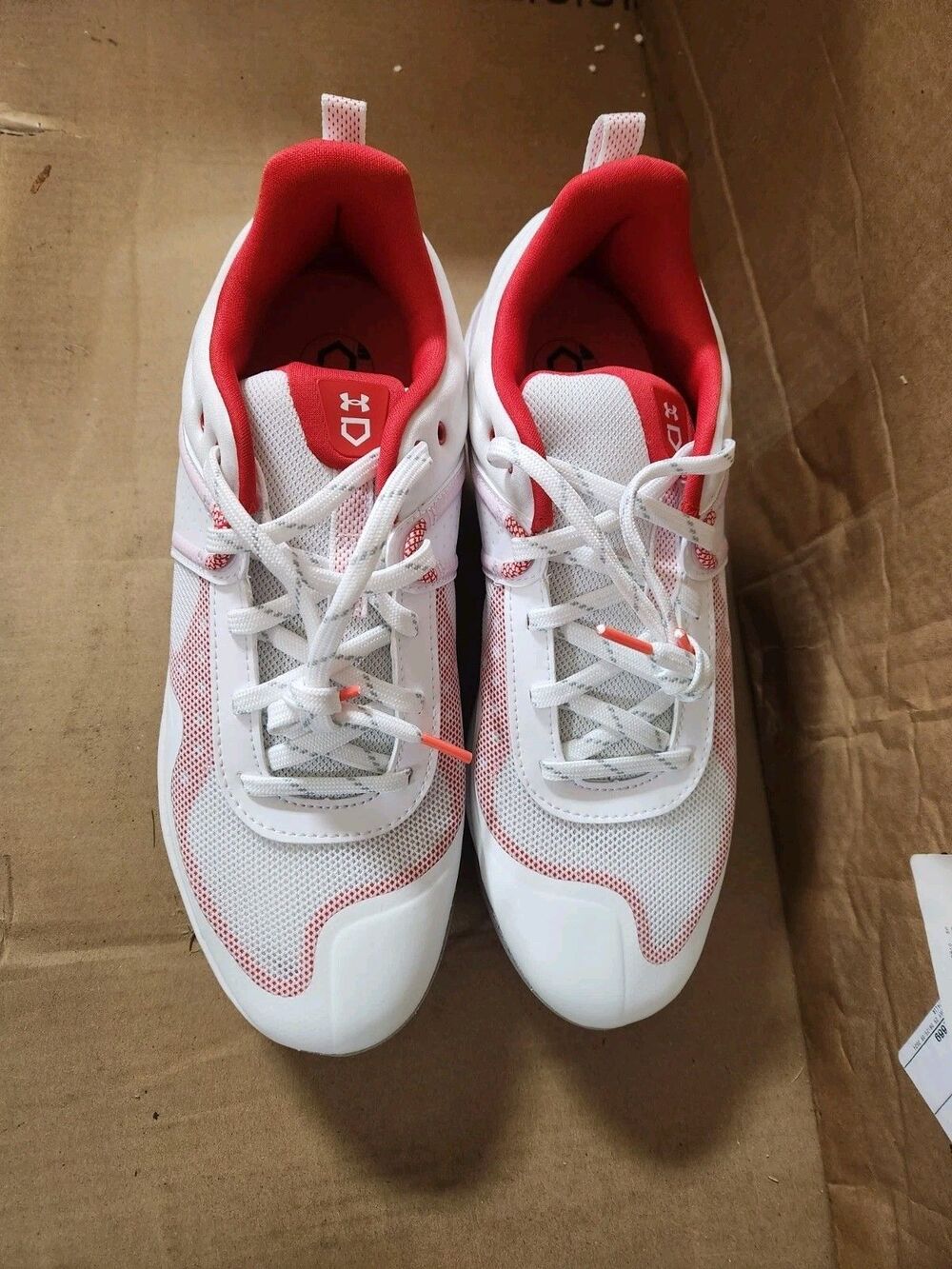 New Under Armour Women's UA Glyde MT Metal Softball Cleats Women's Size 9.5